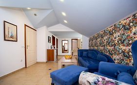 Tanja Apartments